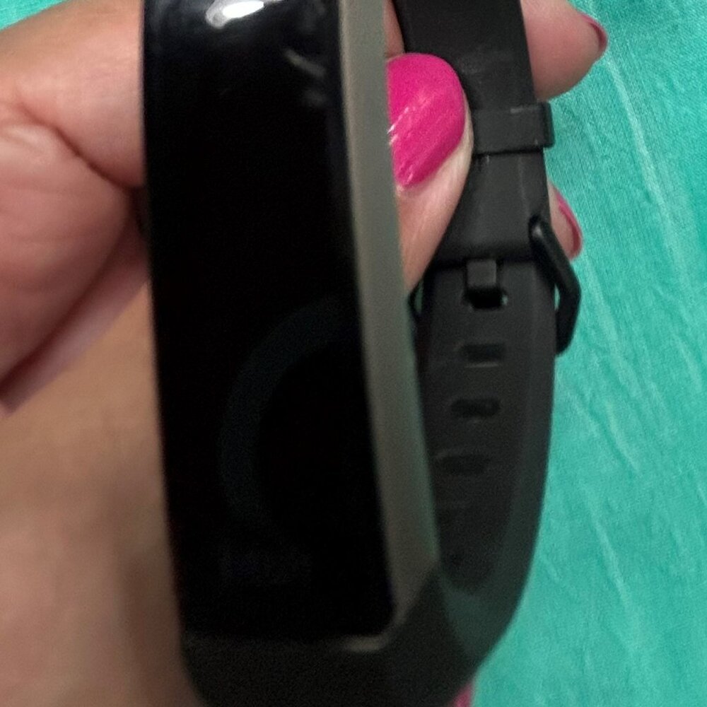 Fitbit Alta HR Women’s fitness watch